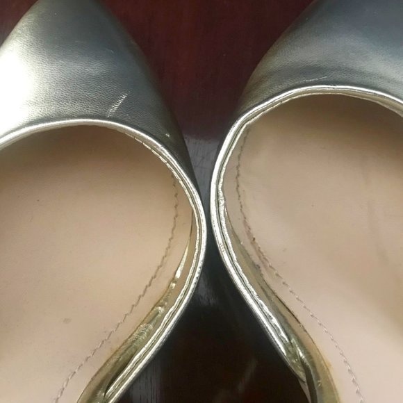 BCBG Paris Gold d'Orsay High Heels, 8, 4" heel - Picture 9 of 9